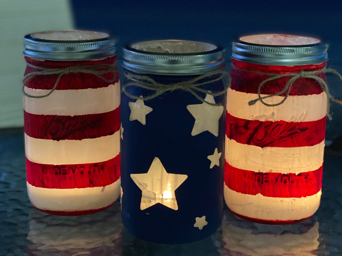 Weekend Project: Patriotic Mason&nbsp;Jars